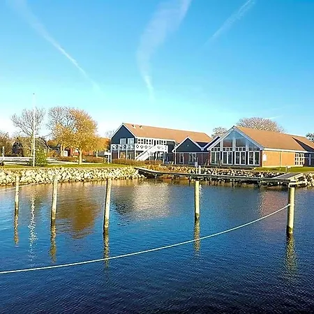 ホテル Klintholm Marina Park