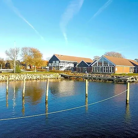 Klintholm Marina Park *